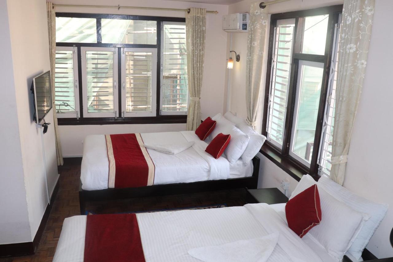 Kathmandu Nomad Hotel Zewnętrze zdjęcie